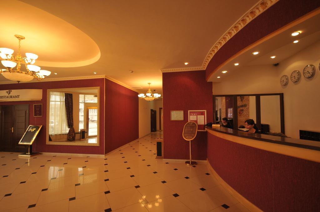 Golden Palace Hotel Aktau Exterior foto